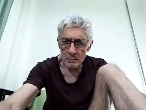 BIGUNCUTHARDCOCK online show from February 4, 10:32 am