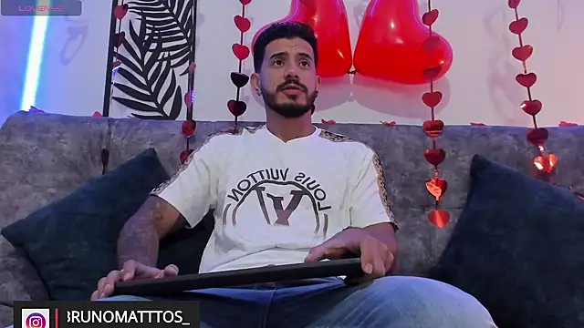 Bruno Mattos online show from February 14, 11:10 pm