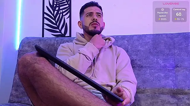 Bruno Mattos online show from January 13, 1:43 am