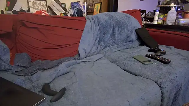 ryderswell123 online show from March 12, 2:52 am