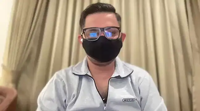 Snapshot of slavekinky001 chatting on January 19, 7:26 pm slavekinky001 online show from January 19, 7:26 pm