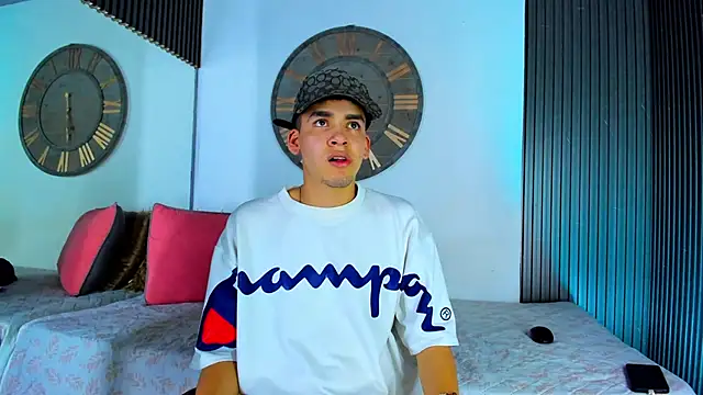 Mike 0233  online show from January 30, 4:06 am