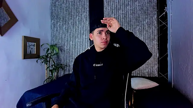 Mike 0233  online show from September 9, 4:34 am