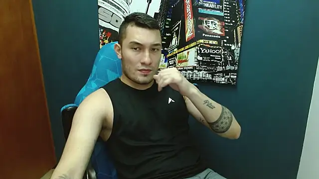 Snapshot of Airon_Blade chatting on February 10, 9:15 pm Airon Blade online show from February 10, 9:15 pm