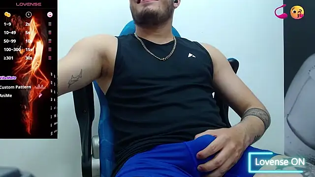 Snapshot of Airon_Blade chatting on September 13, 10:11 pm Airon Blade online show from September 13, 10:11 pm