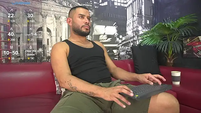 THIAGOXBIG online show from October 31, 10:35 pm