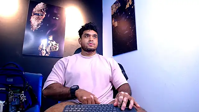 Big furry bear13 online show from December 18, 5:03 am