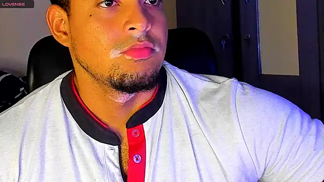 Big furry bear13 online show from March 1, 6:04 am