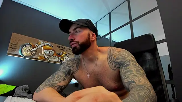 AronGrant online show from January 18, 9:02 am