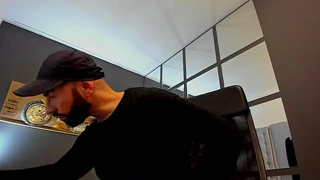 AronGrant online show from March 14, 8:10 am