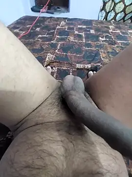 studboy1111 online show from March 17, 11:24 am