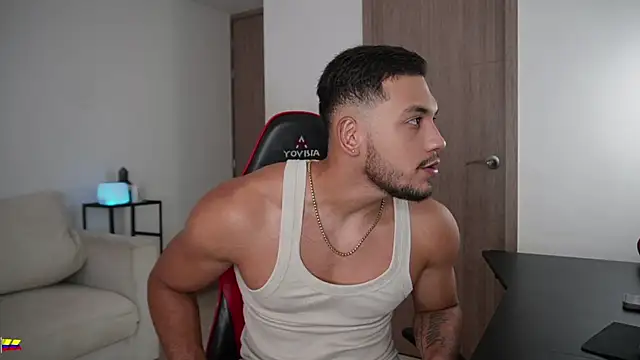 daniel mejia1 online show from February 23, 10:33 pm