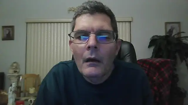 Copfiremen4566 online show from January 19, 6:42 am