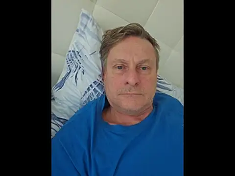 johnnym1 online show from February 25, 8:04 am