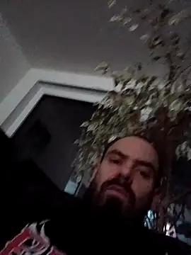 Lost-in-Berlin online show from December 14, 2:51 am