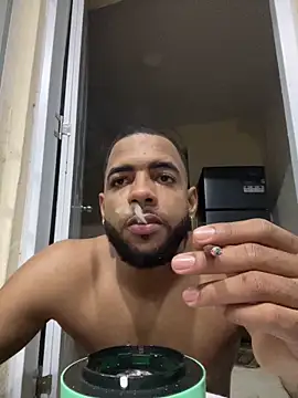 keury21 online show from December 22, 5:26 am