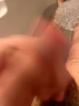 Hatah  online show from November 20, 9:35 pm