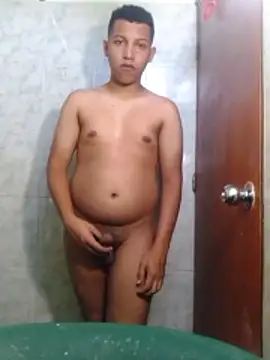 Fuenmayor40 online show from December 18, 4:47 pm