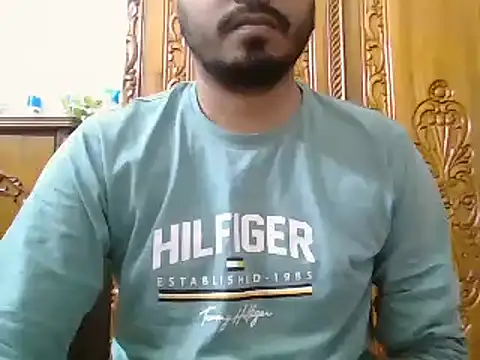 desiboyasif online show from December 20, 4:36 pm