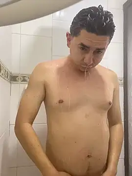 DanielGomez9 online show from March 13, 12:46 pm