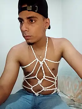 bonehur online show from March 9, 9:03 pm