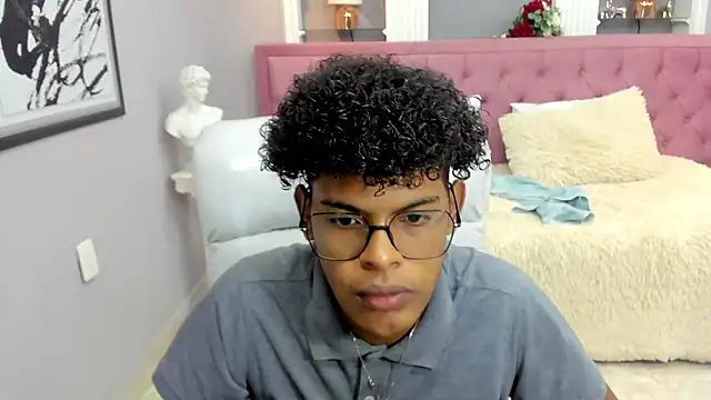 boylittle19cm online show from November 25, 12:29 pm