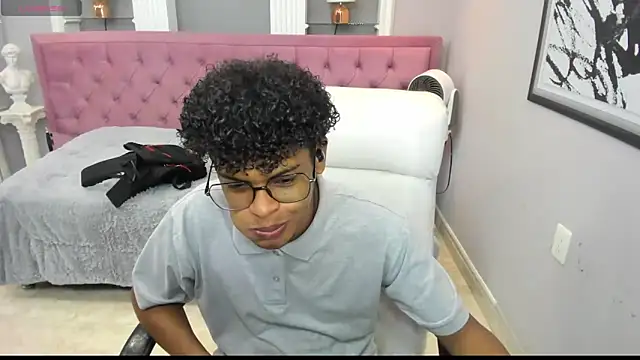 boylittle19cm online show from October 10, 12:54 pm