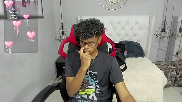 boylittle19cm online show from September 17, 12:28 pm