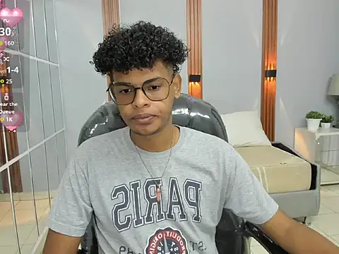 boylittle19cm online show from September 9, 12:26 pm