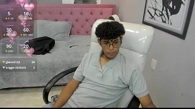 boylittle19cm online show from October 11, 1:04 pm