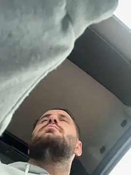 GeoGeorgee online show from October 8, 7:35 am