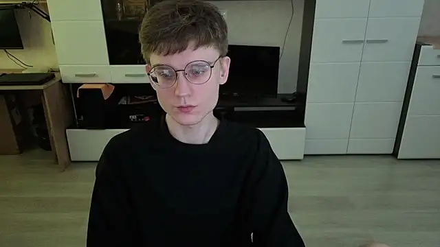 angryzan online show from April 1, 6:48 am