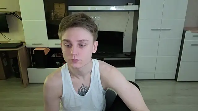 angryzan online show from March 30, 6:36 am