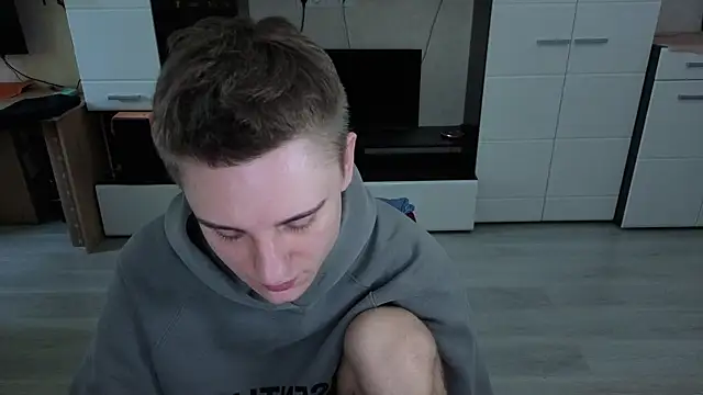 angryzan online show from November 26, 7:00 am