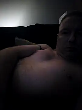 walker1979 online show from April 24, 10:12 pm