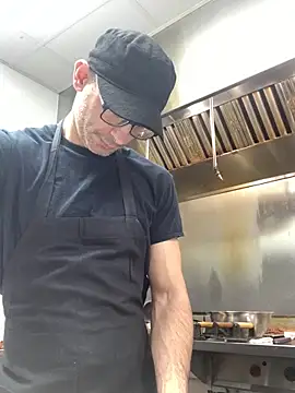 hailzeffn online show from March 15, 12:45 pm