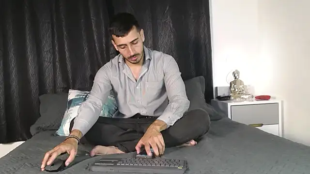 muscle ares online show from September 21, 12:55 am