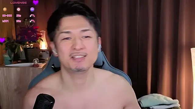 HARU-outdoor-x online show from December 23, 2:17 pm