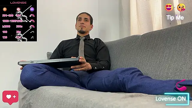 Tom blunt96 online show from February 27, 5:01 pm