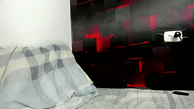 chromeheart  online show from March 28, 9:37 pm