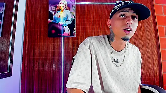 Liam lee online show from February 14, 9:10 pm