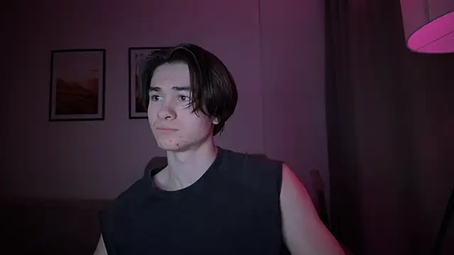 MarkusDean online show from December 3, 2:34 am