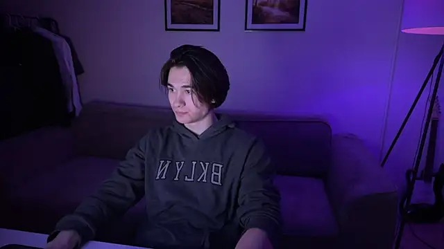 MarkusDean online show from January 3, 10:29 pm