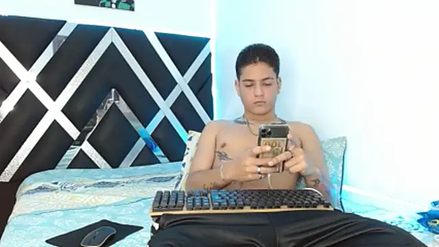 Levy Steve online show from February 22, 1:07 am