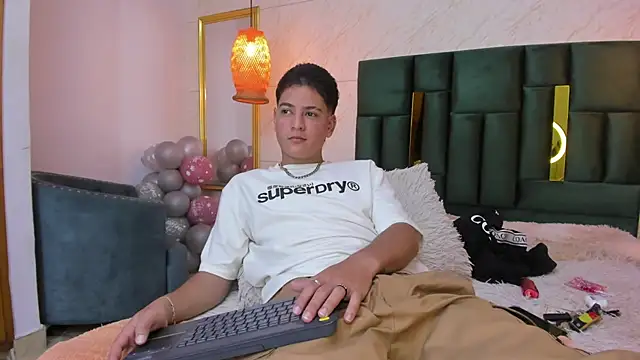 Levy Steve online show from October 17, 6:50 am