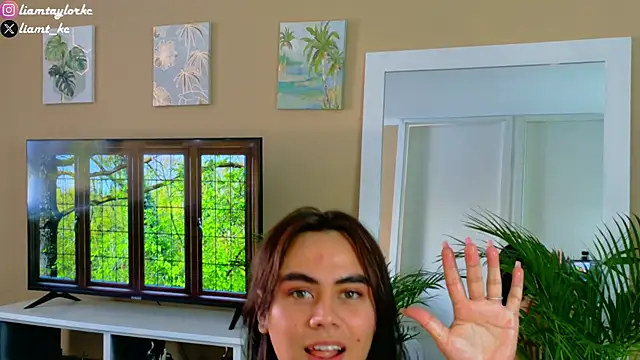 Liam Taylor online show from December 17, 9:21 pm