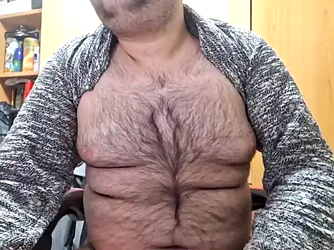 Javier bear online show from December 12, 10:45 am