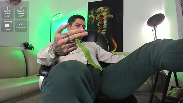 Nicolas Fellener online show from December 20, 5:03 am