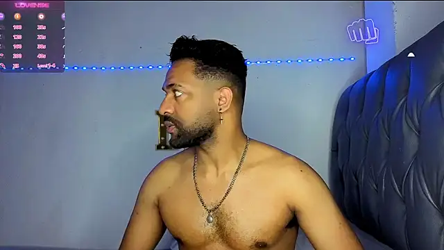 bbcblackhot34 online show from March 18, 2:14 am