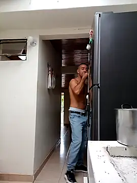 sebasxx97 online show from December 23, 1:56 pm